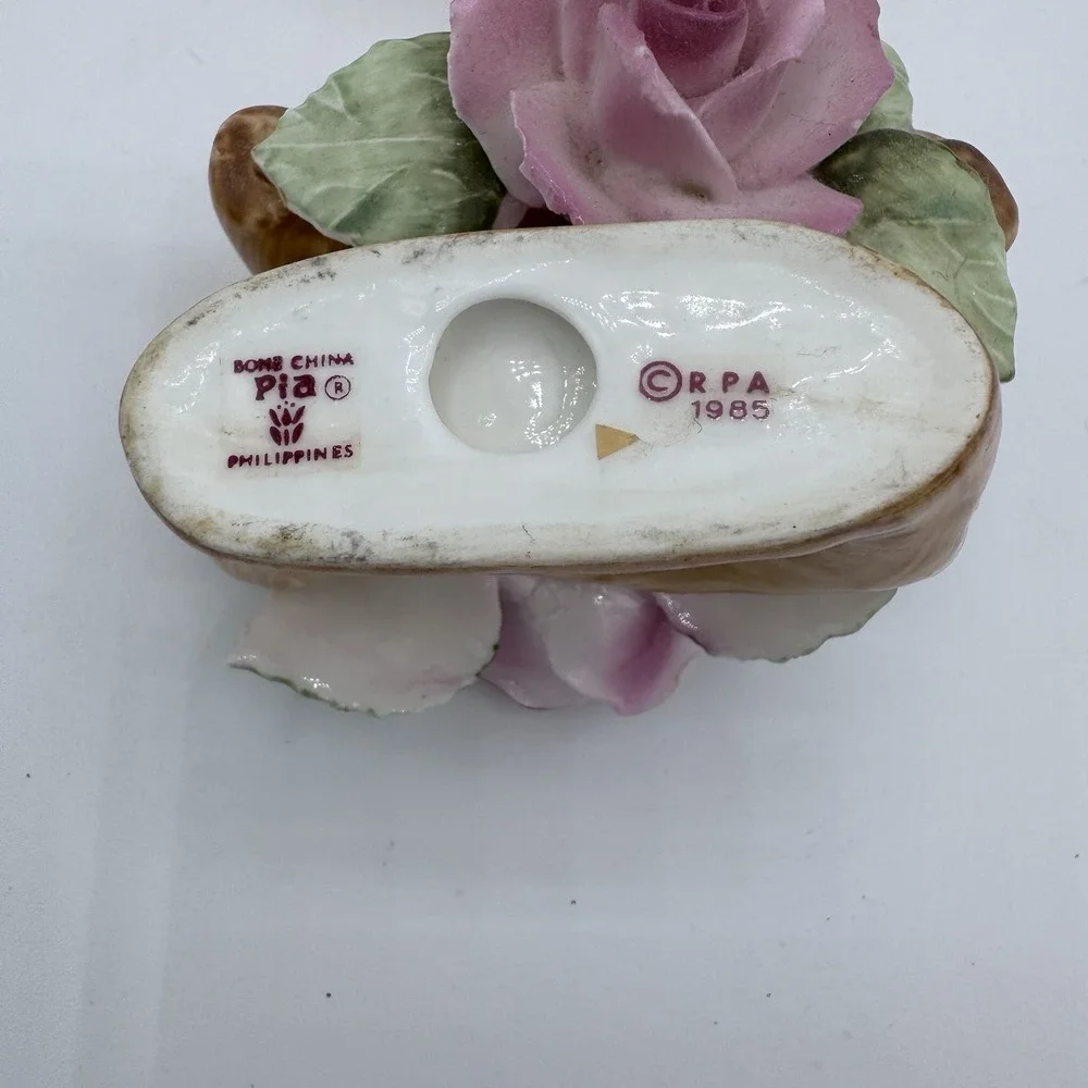 Vintage Pia Bone China White Flower Napkin Ring Holder Philippines 1986 Set Of 4